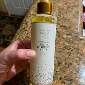 Rare and collectible brand new absolutely incredible body mist Maison D’ASA !